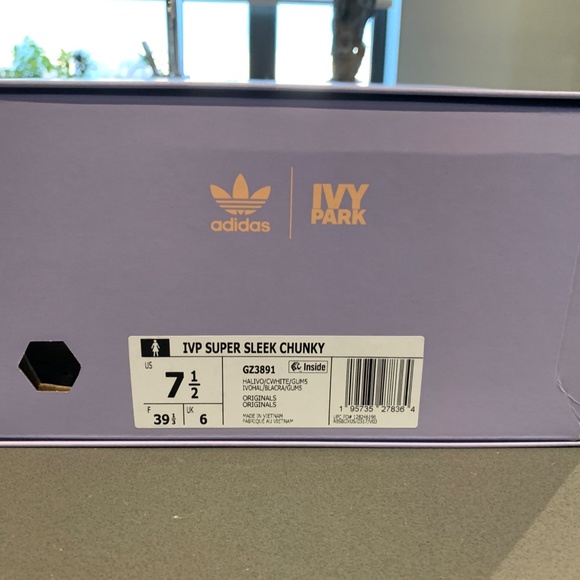 Ivy Park x Adidas Super Sleek - Picture 2 of 8